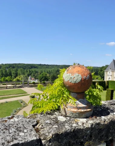 Vue sur les jardins depuis le chateau